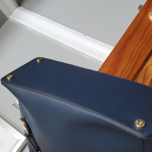 Michael Kors Tote - Picture 5 of 9